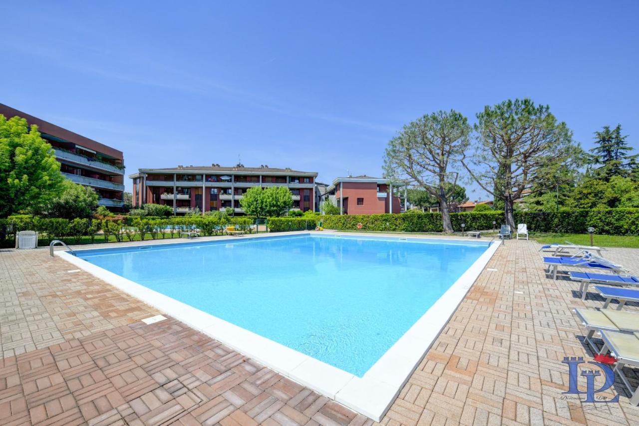 Desenzanoloft Official Partner Marriott Homes & Villas - Dolce Vita With Garden And Pools Desenzano del Garda Exterior photo